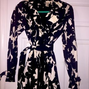 HOST PICK‼️👗Black and White Short Trench/Jacket